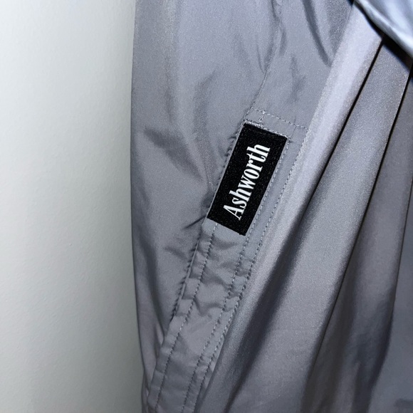 rain jacket - Picture 3 of 7